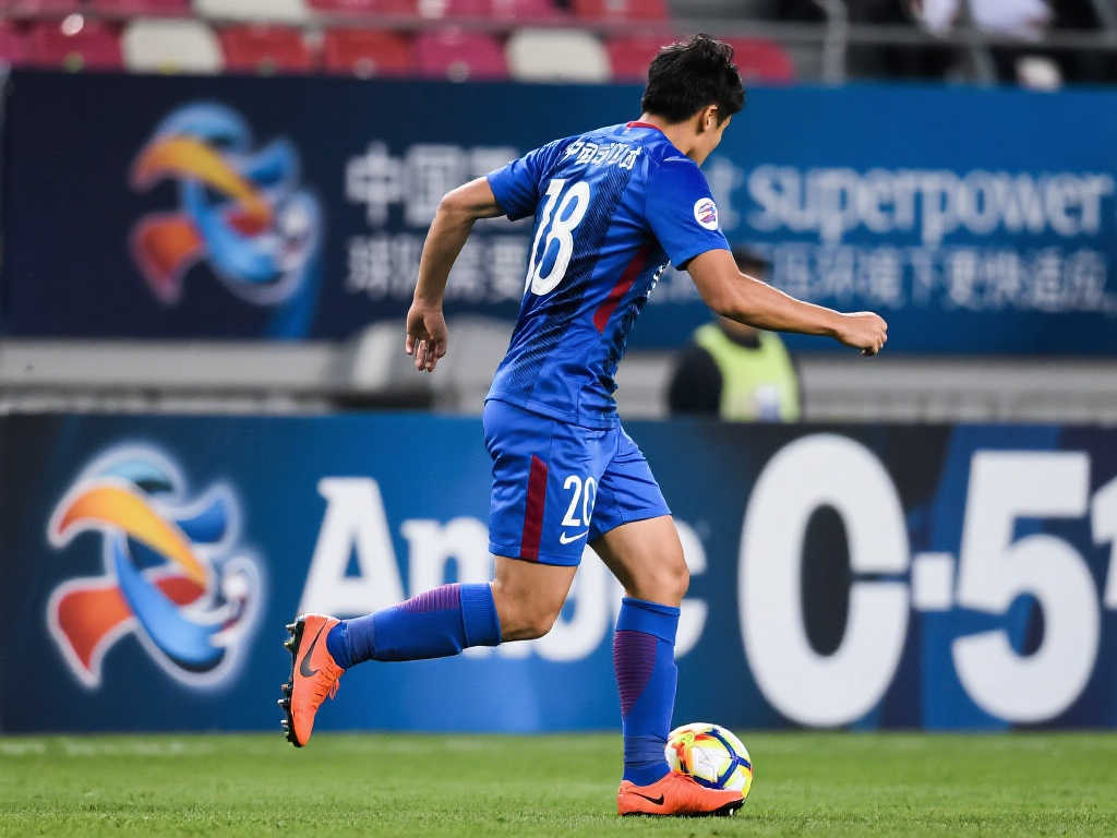 拉在赛后接 拉在赛后接